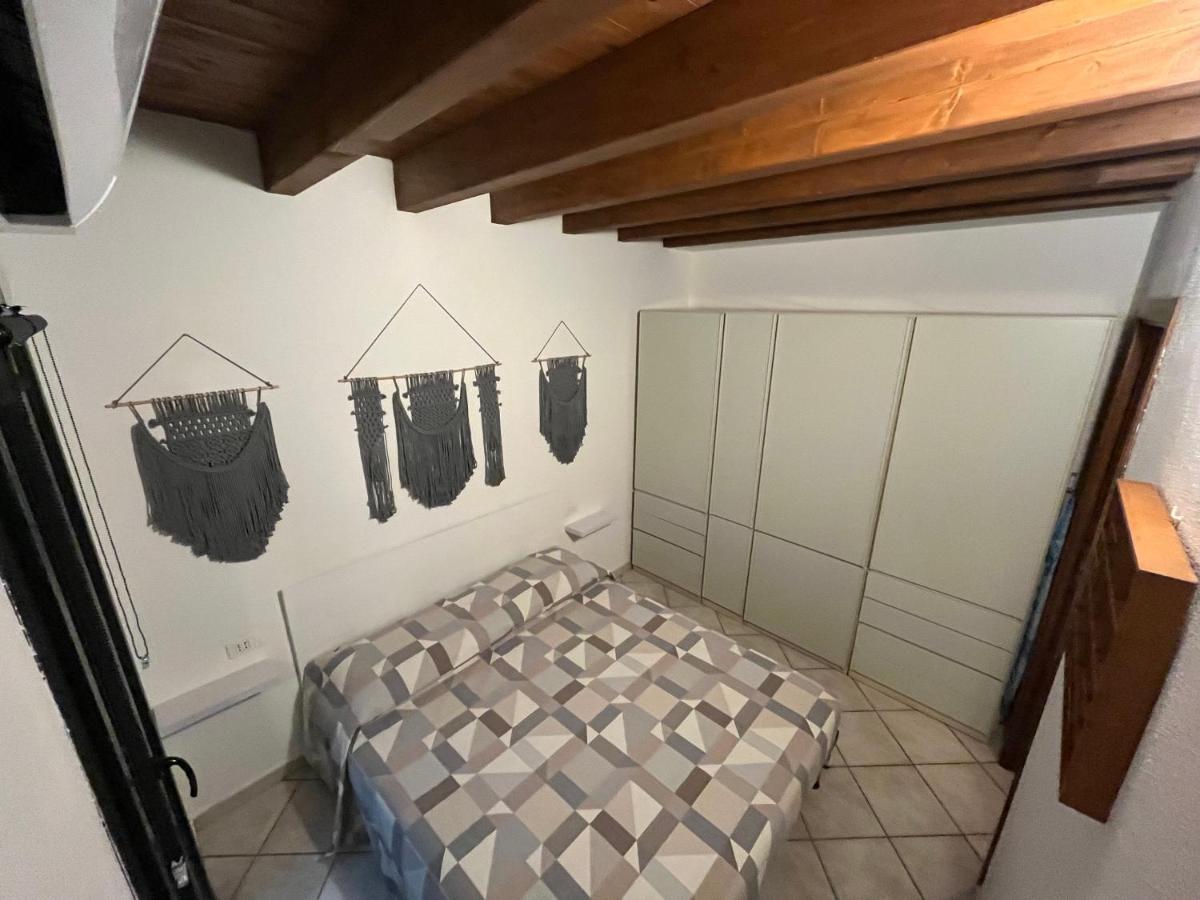La Casa Gialla Cagliari Exterior foto